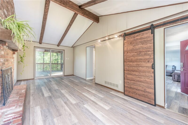 1397 Snee Dr — photo 4