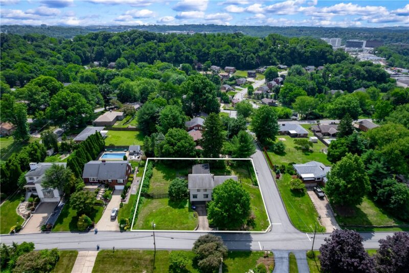 221 Sunset Drive. — photo 4