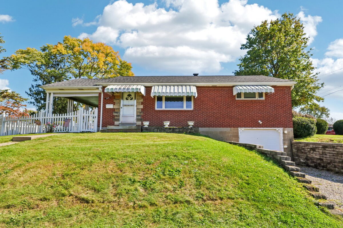 249 Alder STREET — photo 1