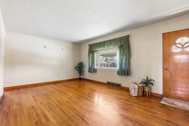 249 Alder STREET — photo 5