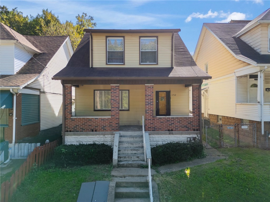 1702 Versailles Ave — photo 1