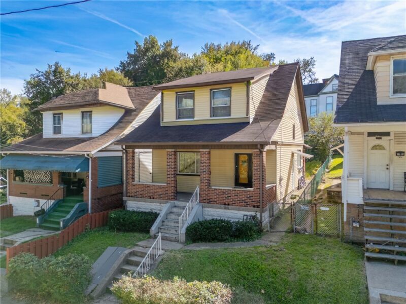 1702 Versailles Ave — photo 4