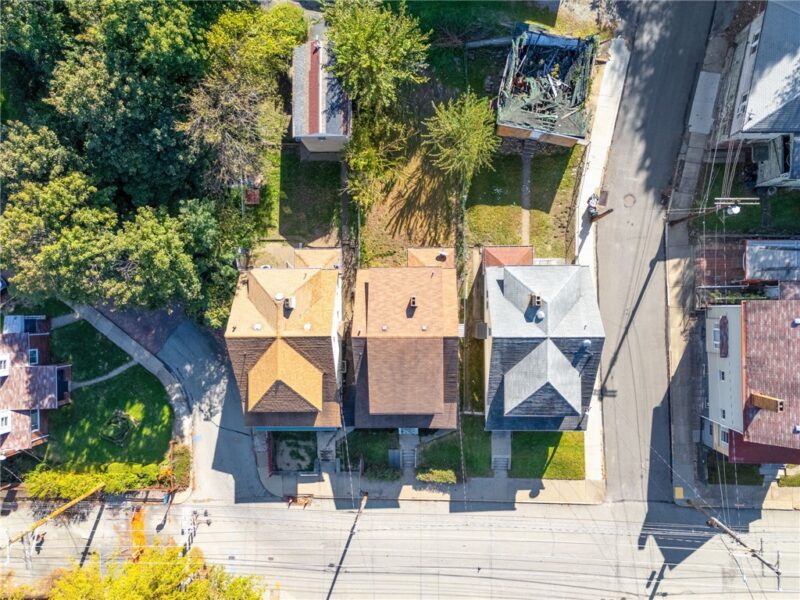 1702 Versailles Ave — photo 8