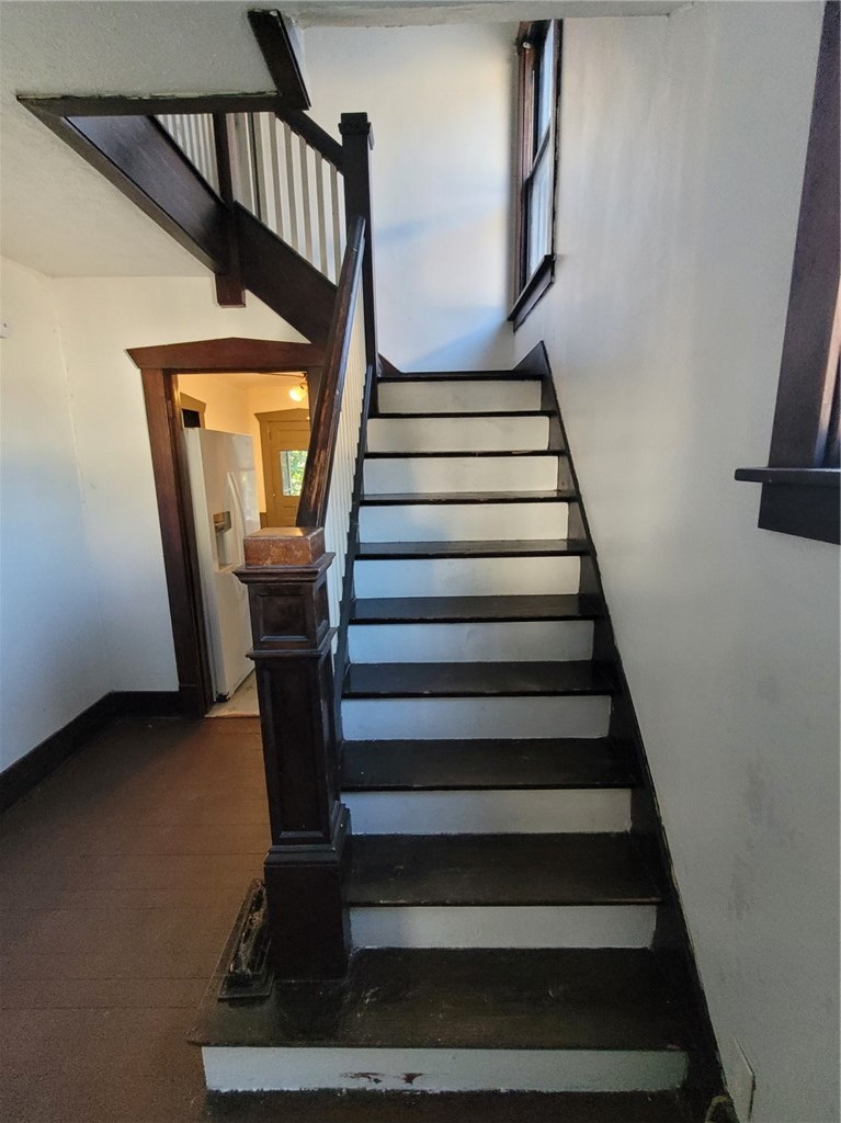 668 Hull Street — photo 6
