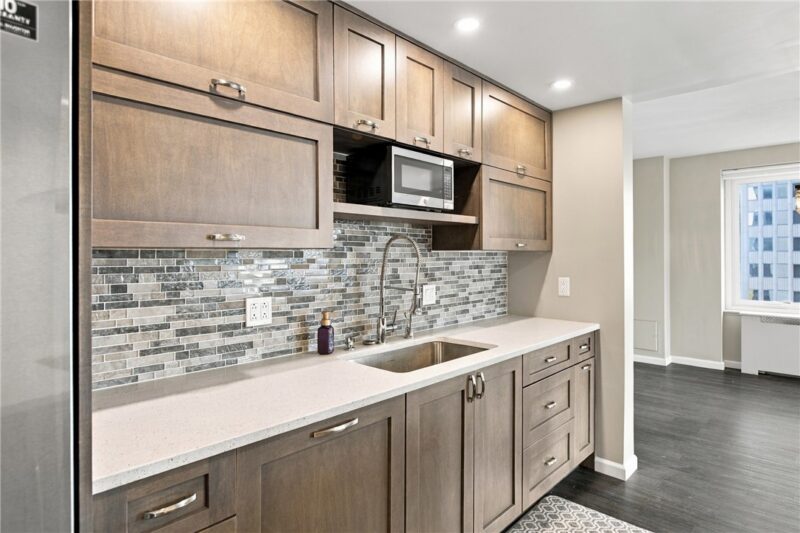 320 Fort Duquesne Blvd 19L — photo 8