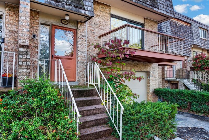 2661 Bingham Dr — photo 2