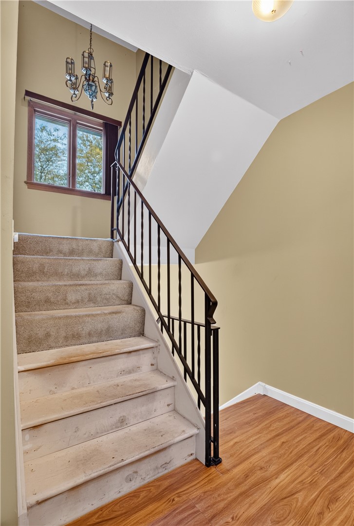 2661 Bingham Dr — photo 3