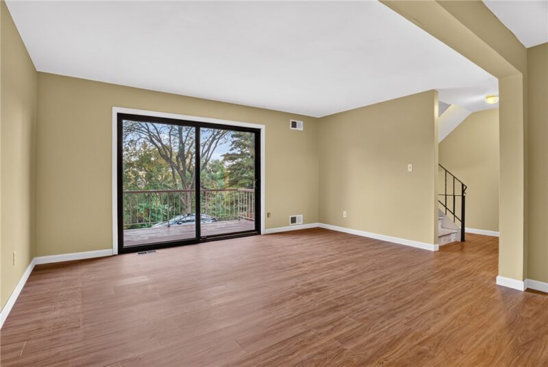2661 Bingham Dr — photo 8