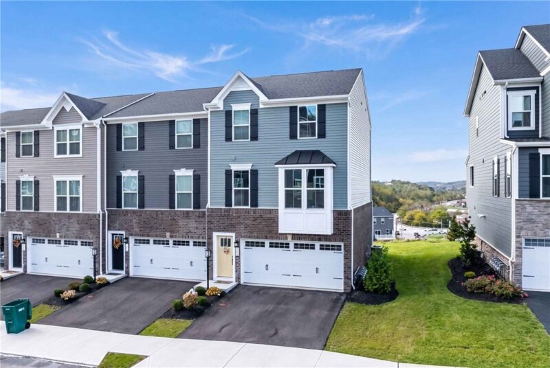 218 Yellowwood Ct — photo 4