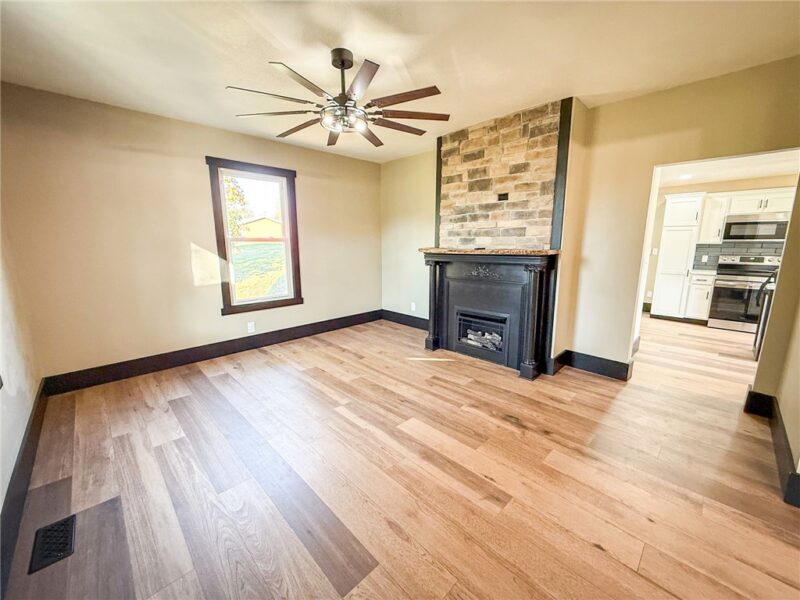 4436 Oakdale Rd — photo 6