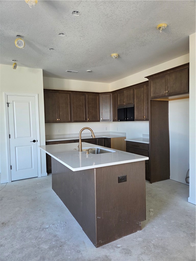 105 Rolling Hill Farm Dr — photo 4