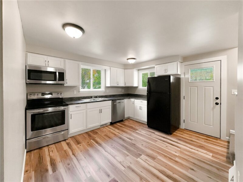 107 Collier Street — photo 5