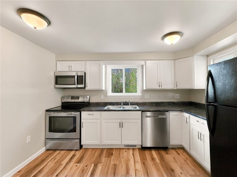 107 Collier Street — photo 6