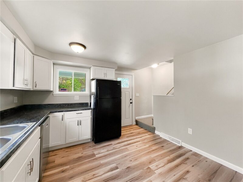 107 Collier Street — photo 7