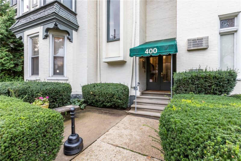 400 S Highland Ave 11 — photo 2