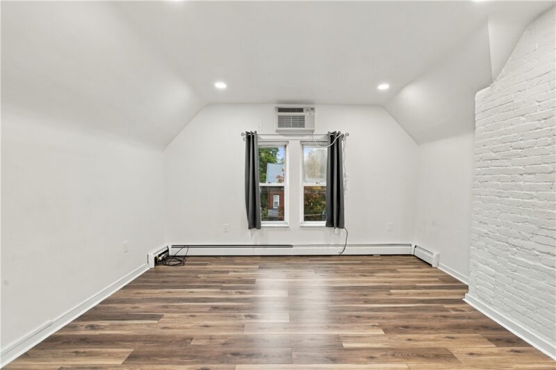 400 S Highland Ave 11 — photo 8