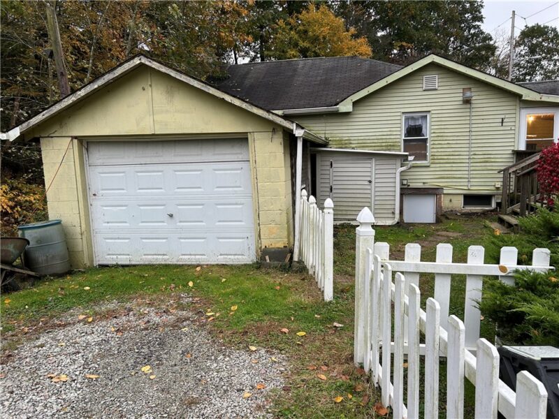 1908 Pleasantville Rd — photo 3