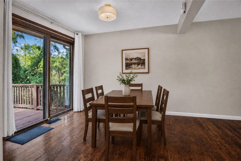 106 SUSAN DRIVE — photo 7