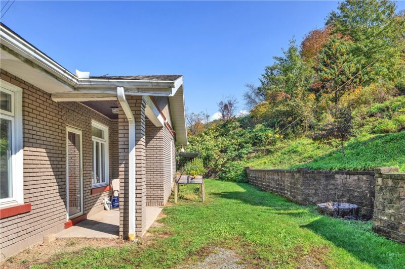 2108 Monroeville Rd — photo 6