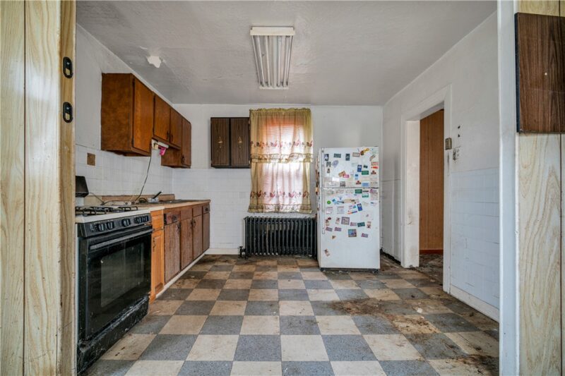 405 32nd Street — photo 8