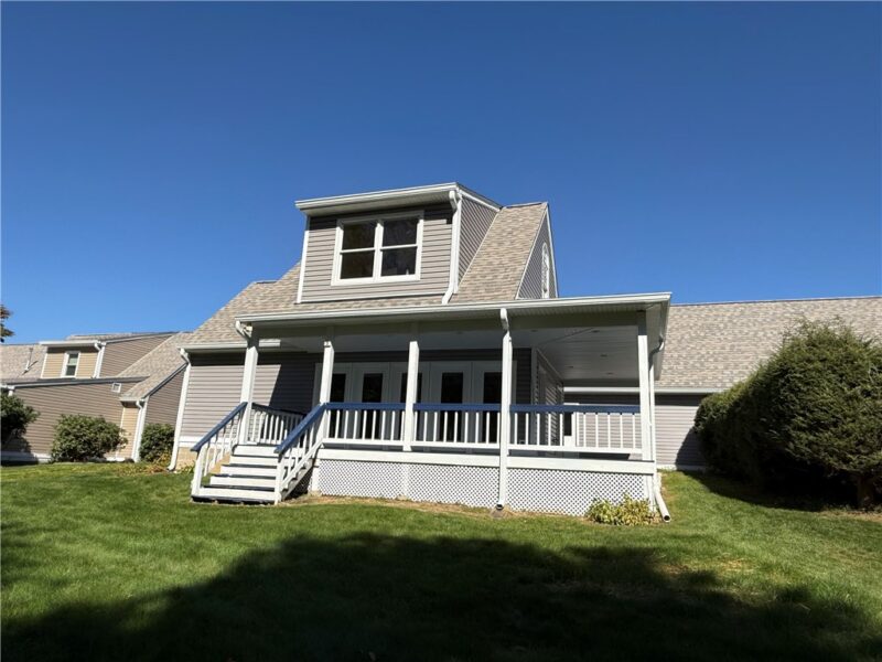 158 Sandro Street — photo 2