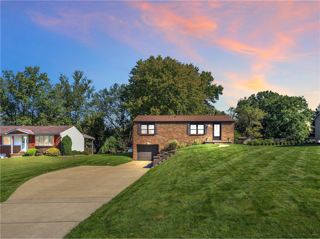 3294 Mayer Drive — photo 1