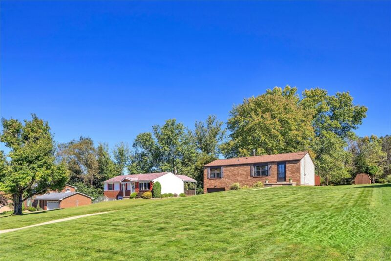 3294 Mayer Drive — photo 2