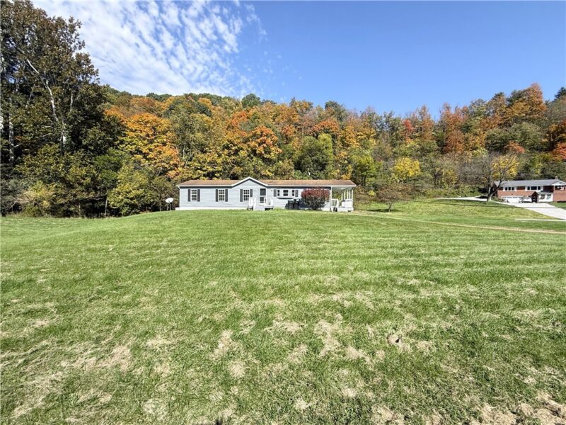 120 Blythe Rd — photo 3