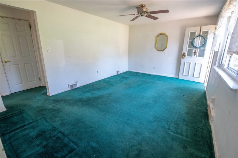 300 W Fenn Dr — photo 8