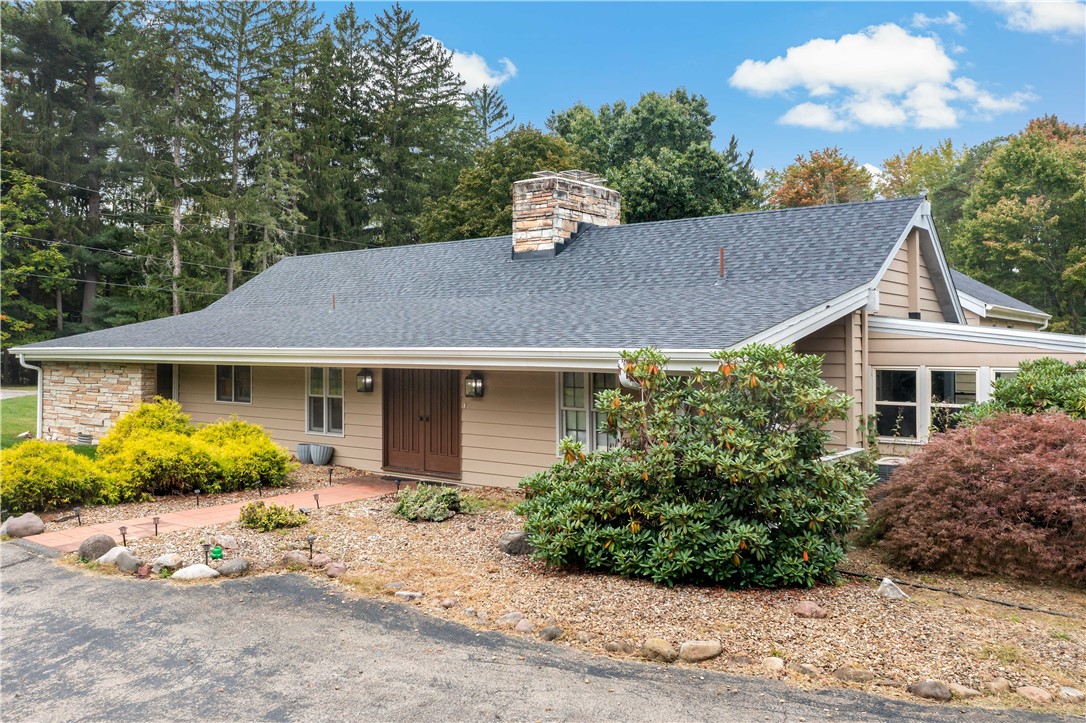 277 W Maitland Ln — photo 1