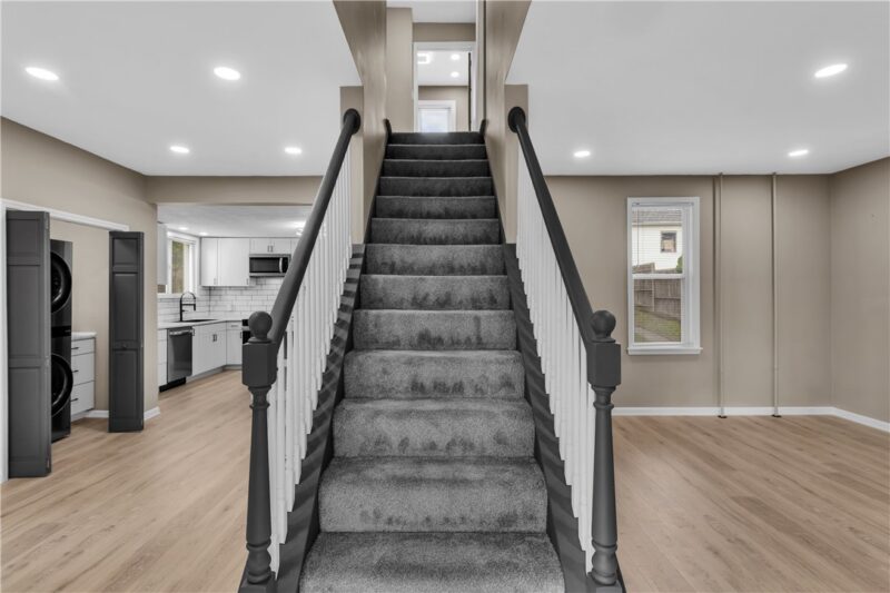 754 SIDNEY ST. — photo 5