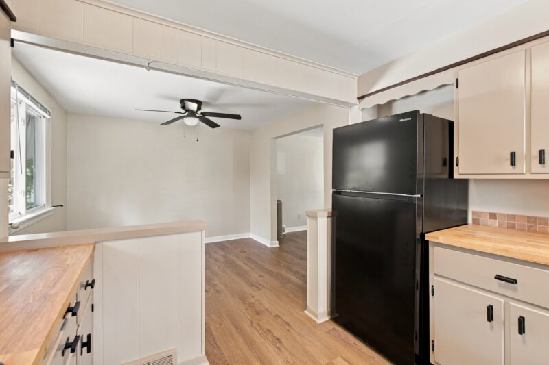 644 Springfield STREET — photo 5