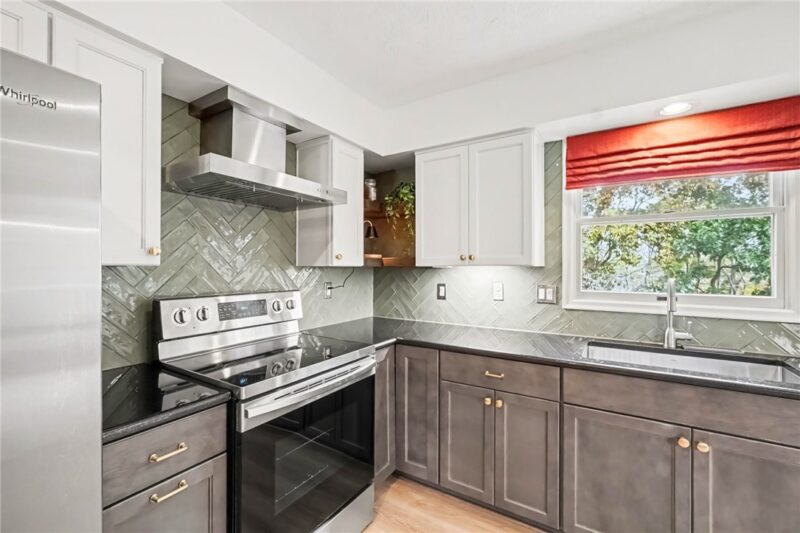 324 Haldeman Dr — photo 5