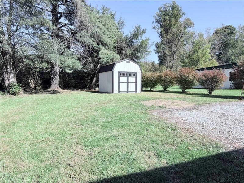 348 River Ave — photo 4