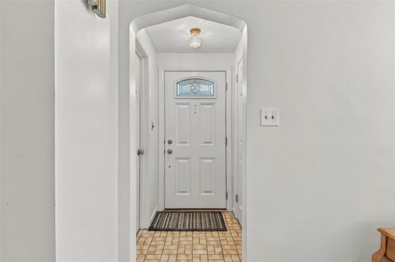 215 S Margery Dr — photo 3