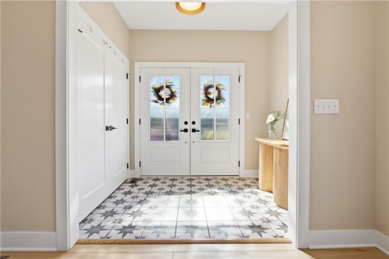 3004 Decker Drive — photo 4