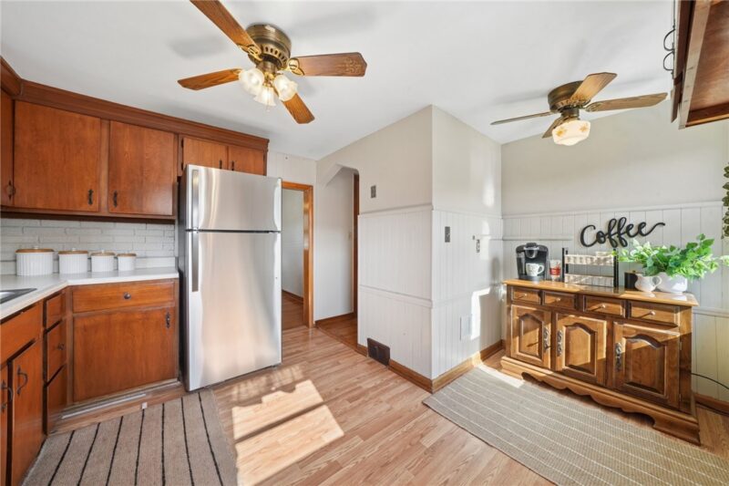 12840 Lincoln Way — photo 8