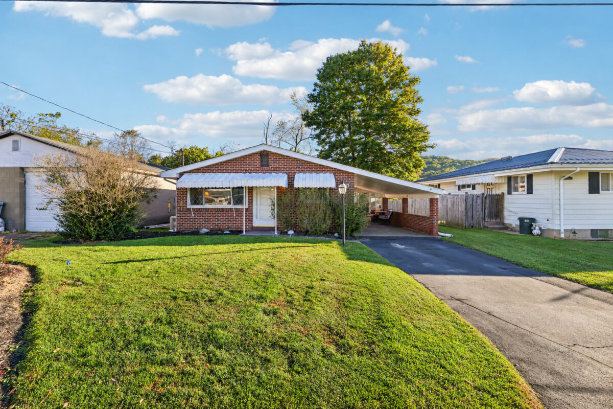 36 Poma STREET — photo 1