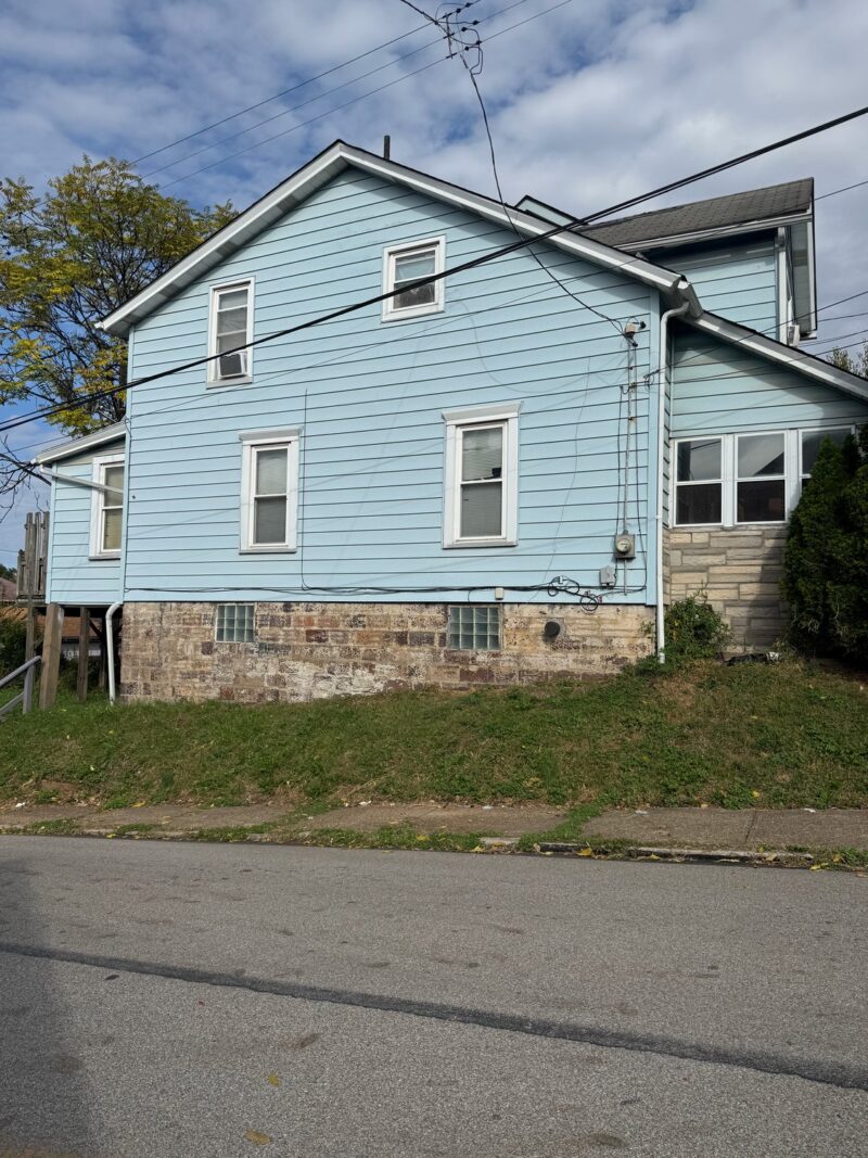 301 James STREET — photo 5