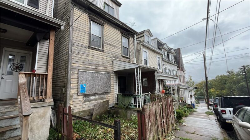 1807 Davis Ave — photo 3
