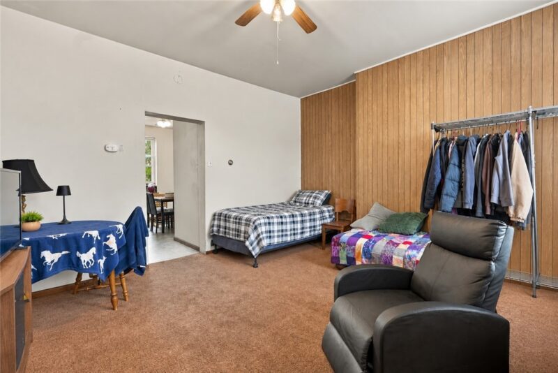 1814-1818 Carey Way — photo 3