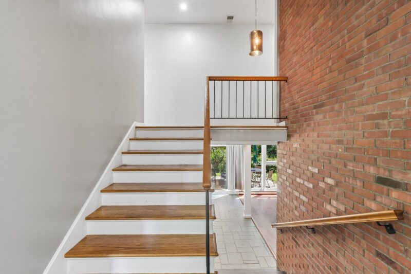 2301 Marbury Rd — photo 2