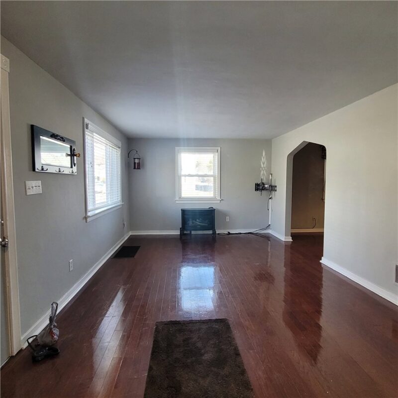 330 Wilcox St — photo 2
