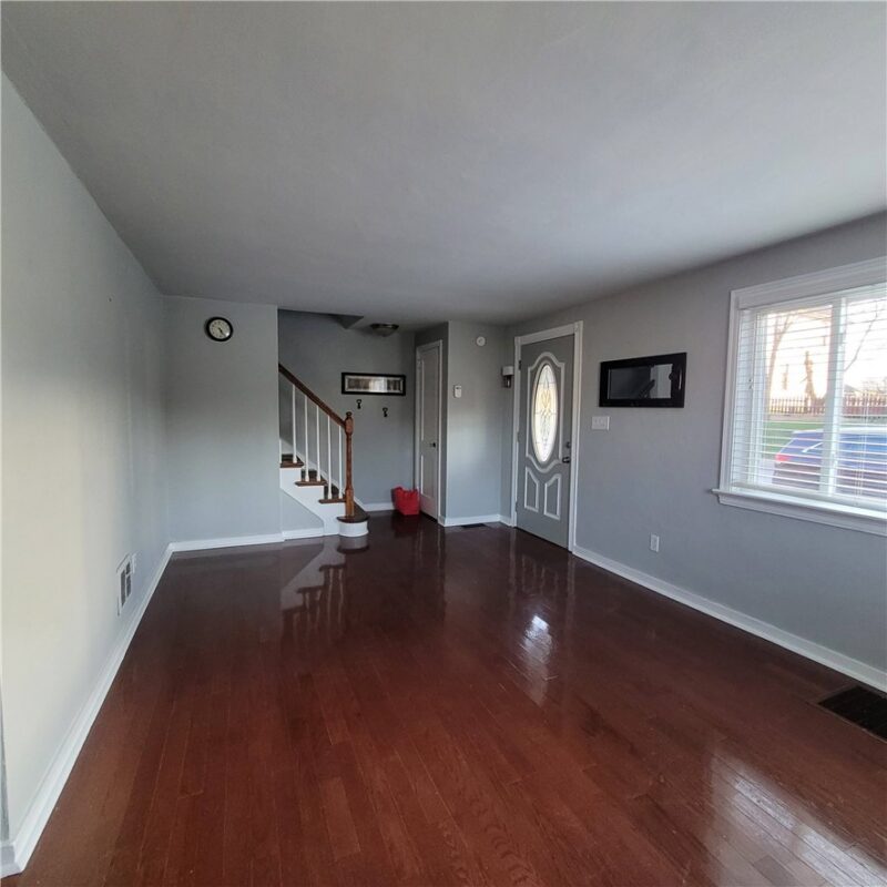 330 Wilcox St — photo 3