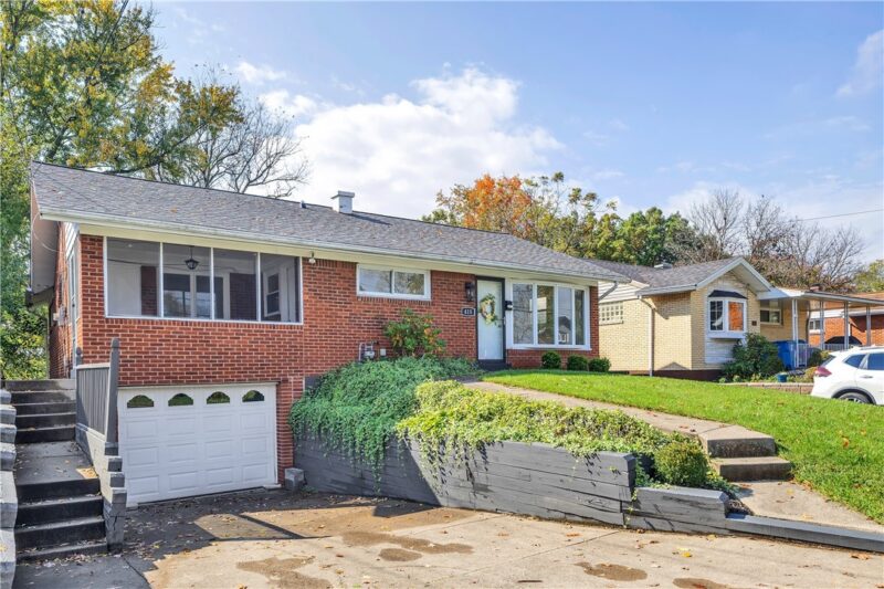415 Dunbar Drive — photo 2