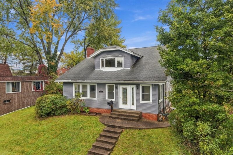 138 Riverview Ave — photo 3