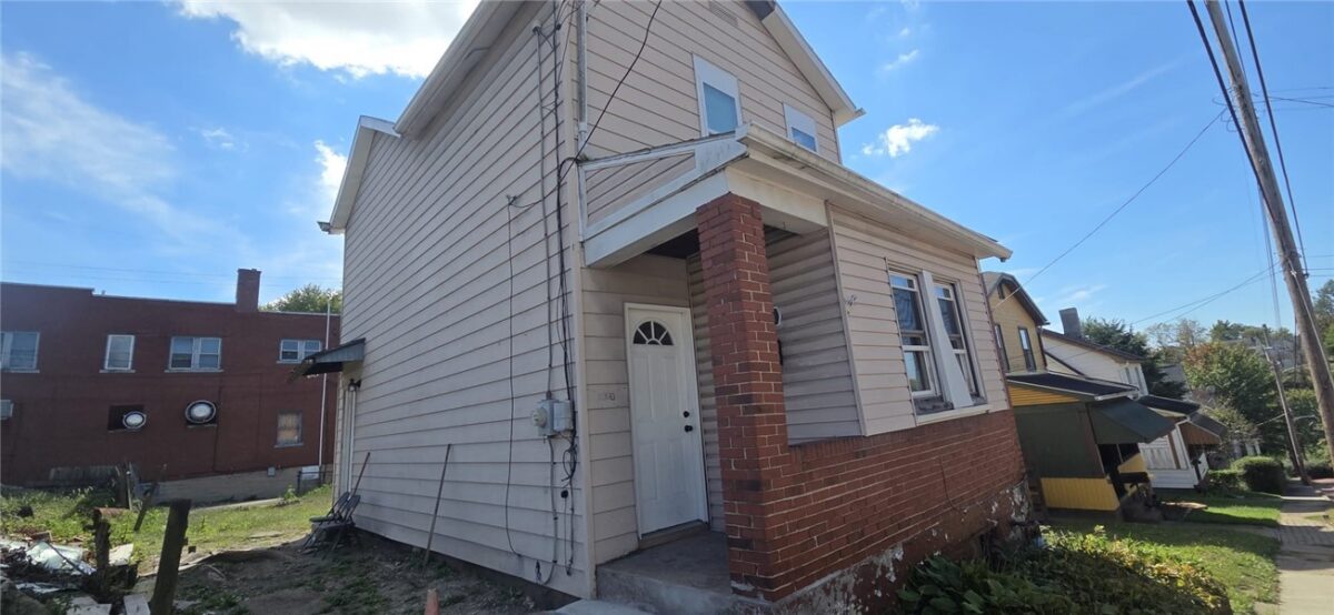 3432 Gleason St — photo 1