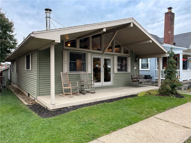 635 Hawthorne Ave — photo 2