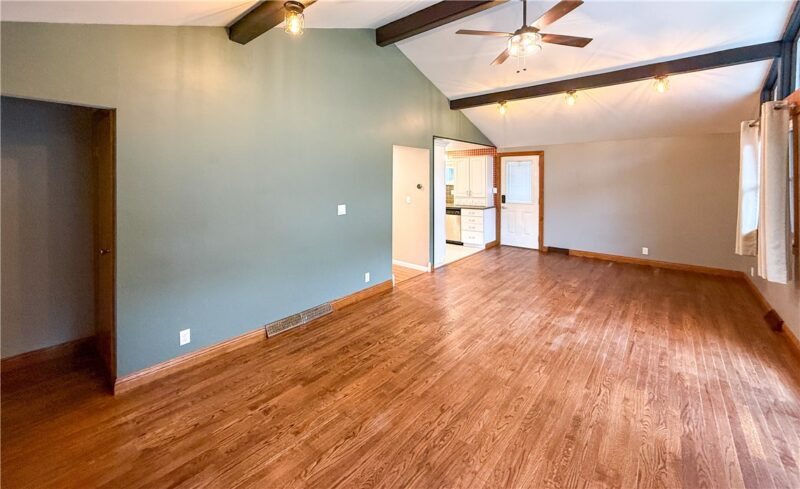 635 Hawthorne Ave — photo 6