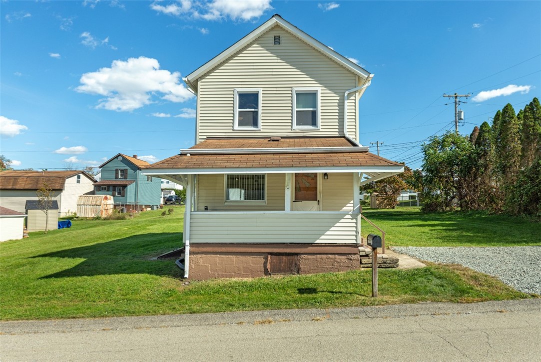 102 Duncan Street — photo 1